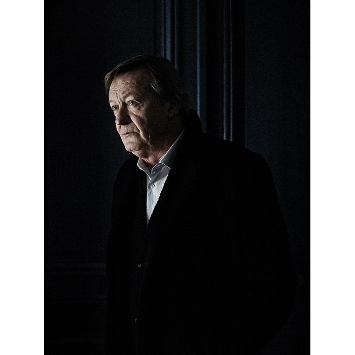 remy artiges photographie portrait Jean Echenoz Paris 2019 Le Monde © Rémy Artiges - Photographie